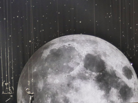 La lune (détail d'une photo prise à la Cité des Sciences à la Villette)